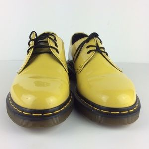 dr martens 10084